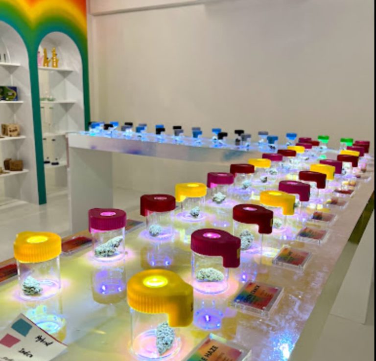 weedman bkk inside strains 768x738