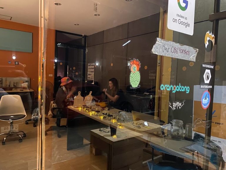 happy cannabis shop thailand through the front doors 768x576