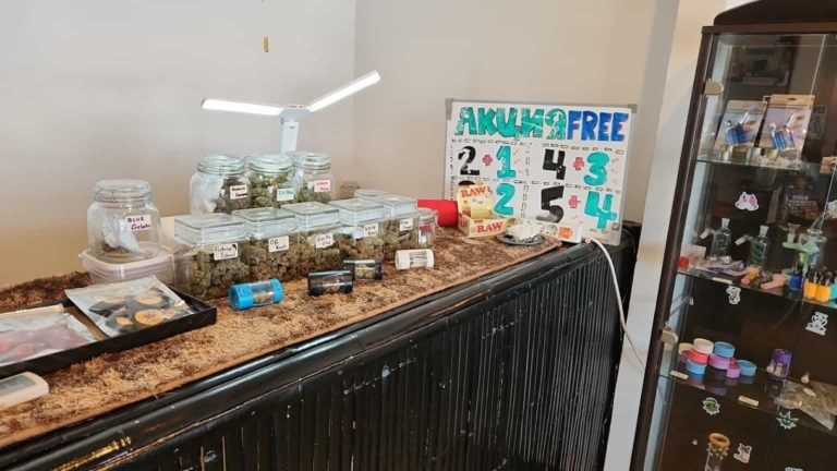 SATIVA PHUKET Premium Product inside 1 768x432