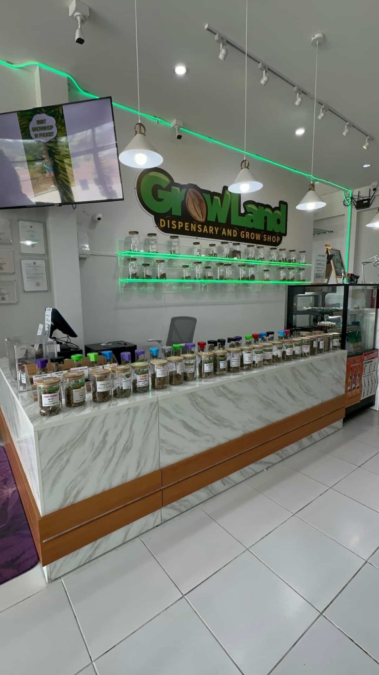 GrowLand Sam Pao 2 768x1365