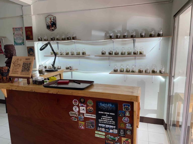 Hippy Sor Cannabis Insd Img 2 768x576