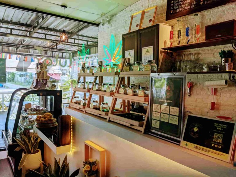 Pachamama Cannabis Store 2 768x576