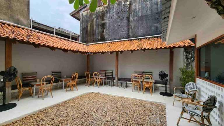 The Buds Bar Phuket 2 768x432