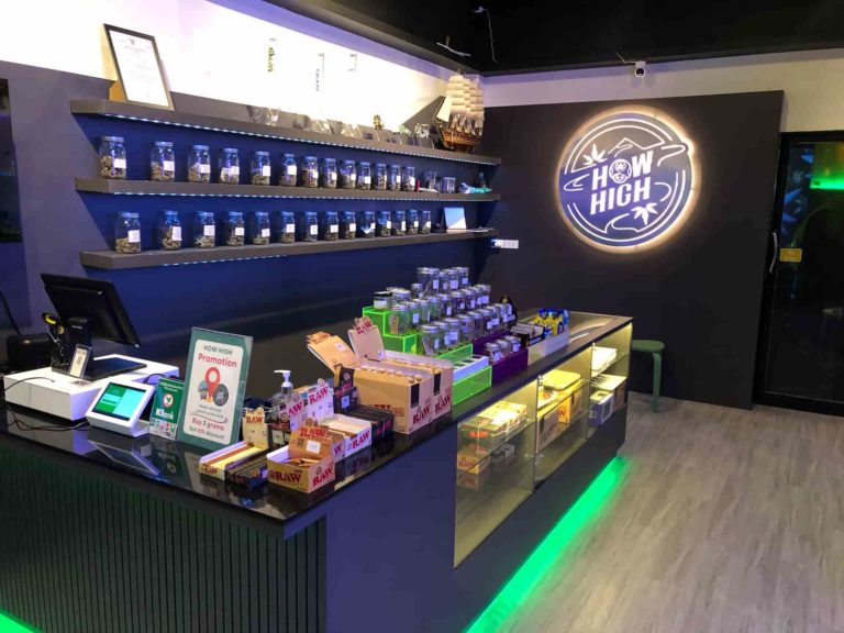 How High Cannabis Cafe 2 768x576