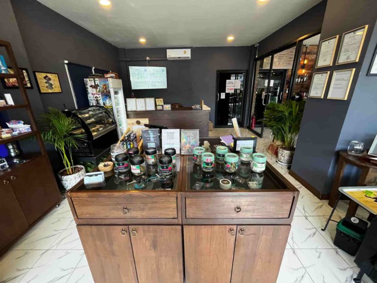 Grow High Fishermans Weed Store 2 768x576