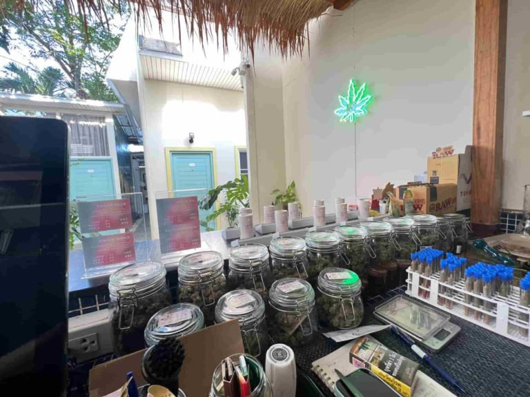 SeaWeed Cannabis Store Huahin 83 768x576