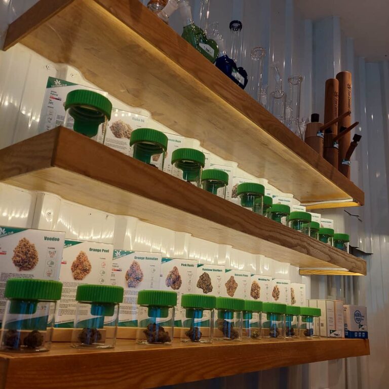 Thai Cannabis Club Soi 7 2 768x768