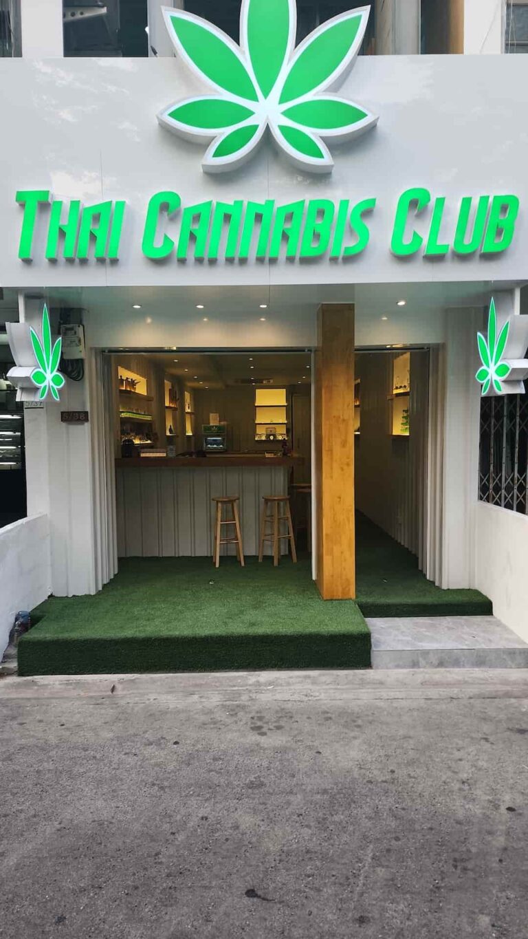 Thai cannabis club Soi 71 768x1365