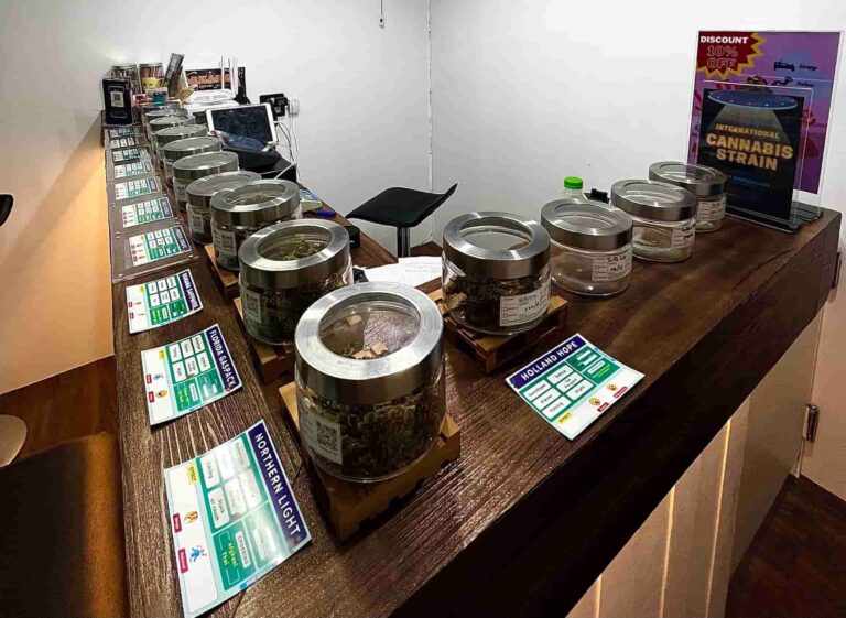 Space Connect Dispensary Ayutthaya 2 768x561