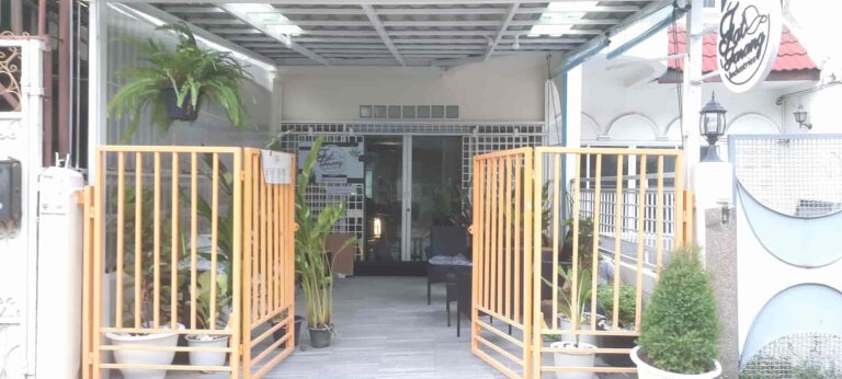 Fat Farang Industries outside 768x346