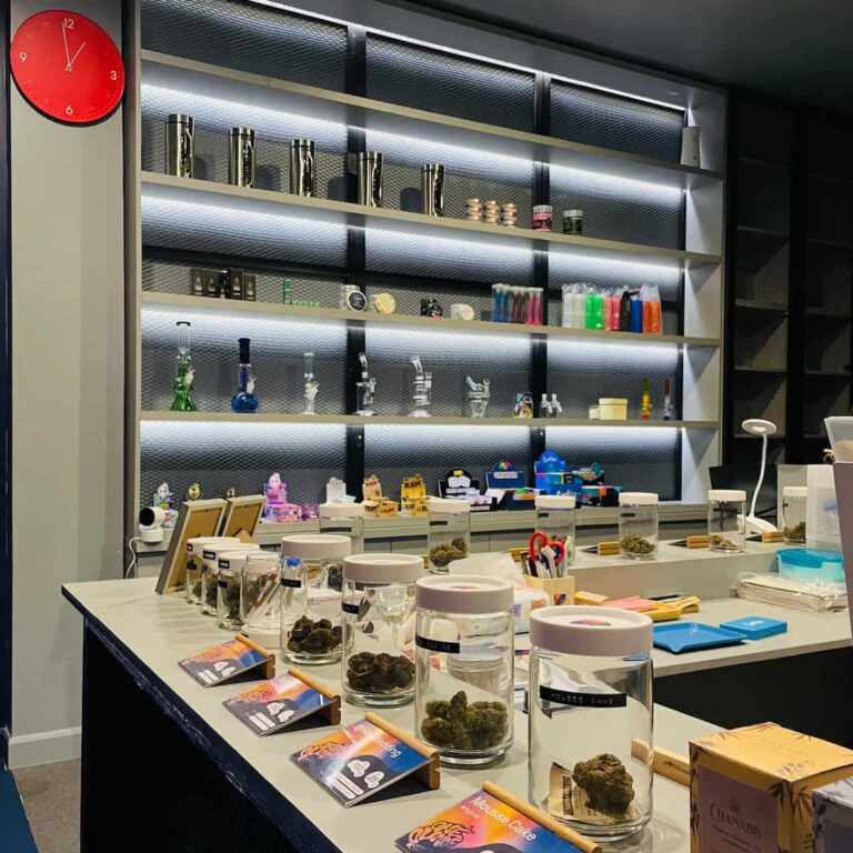 Oneounce.bkk วันออนซ์ ร้านขายกัญชา บางแค Cannabis Dispensary 大麻 2 768x768